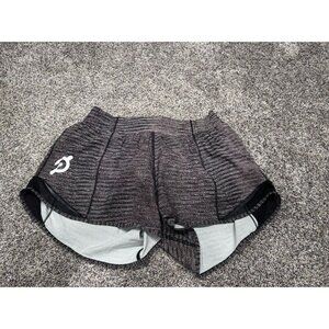 Lululemon Hotty Hot Short II *Long 4" Size 6 PELOTON EUC